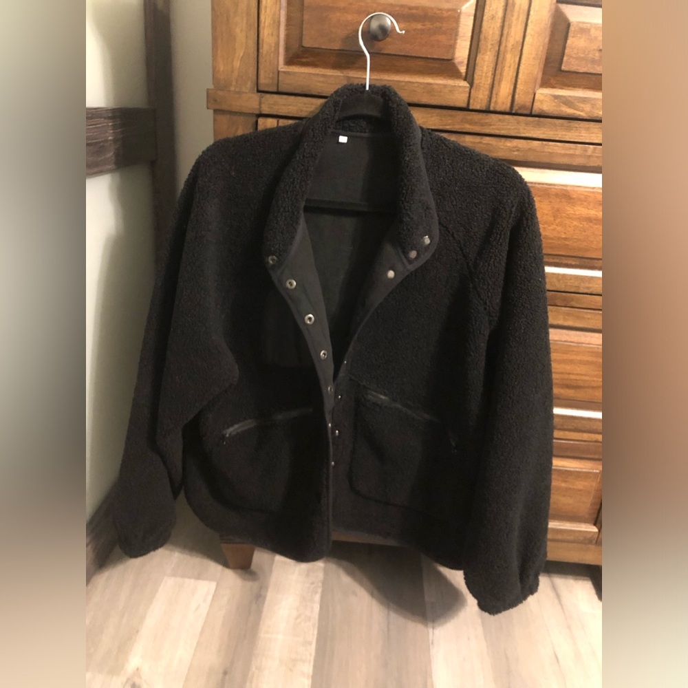 Cozy Black Fleece Jacket